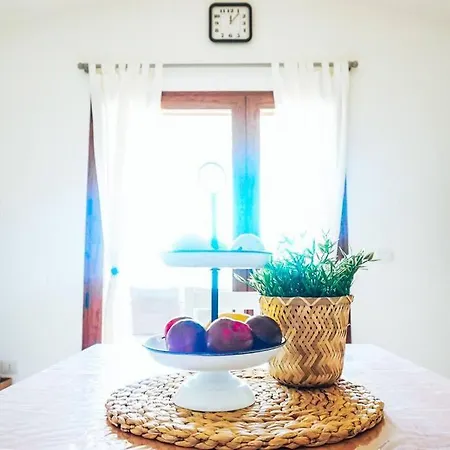 Casa vacanze Reihenhaus Mit Traumhaftem Meerblick Und Garten Budoni